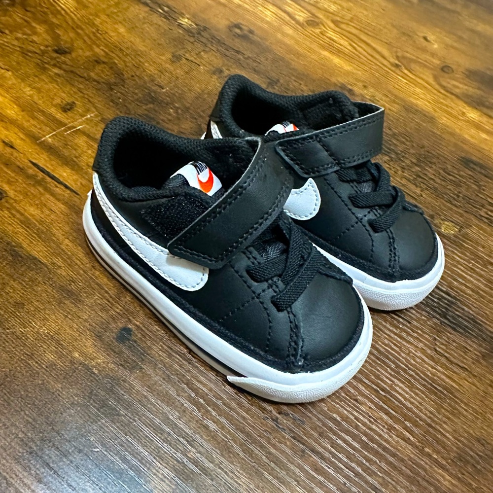 Nike Court Legacy Toddler.. Size 4C